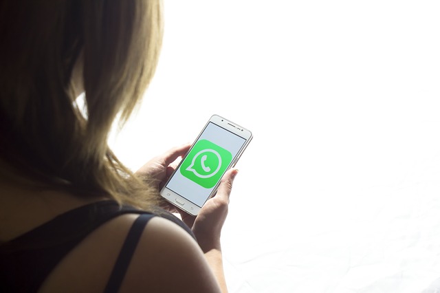 WhatsApp Will Stop Supporting On Android 2.3.7 And IOS 8