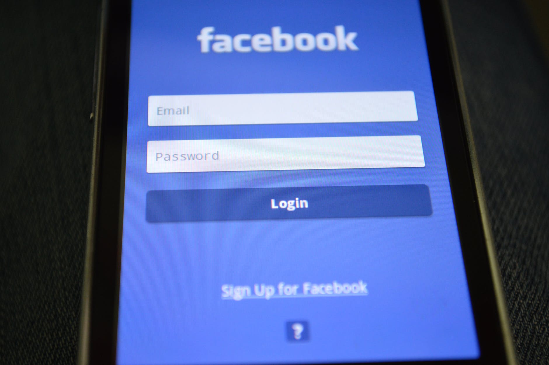 Multi-profile accounts may soon be available on Facebook